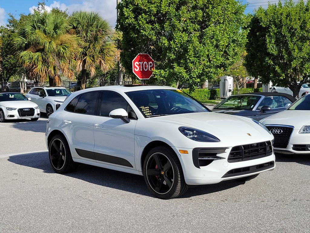 2021 PORSCHE Macan