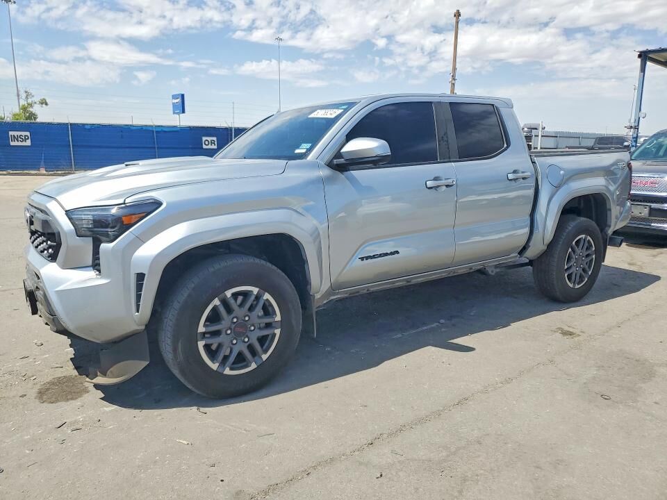 2024 TOYOTA Tacoma