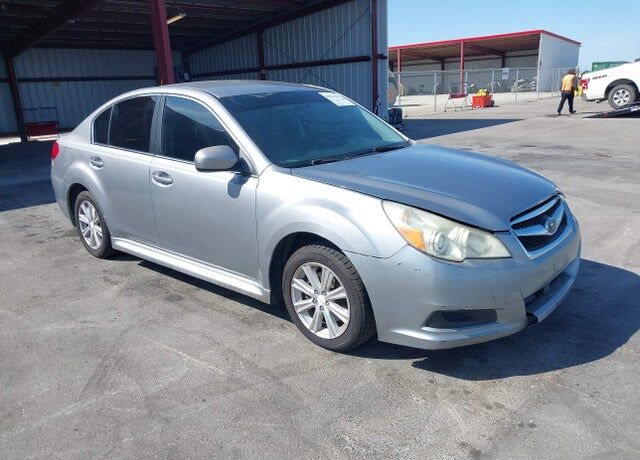 2011 SUBARU Legacy