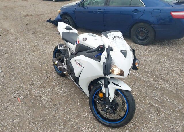 2012 HONDA CB