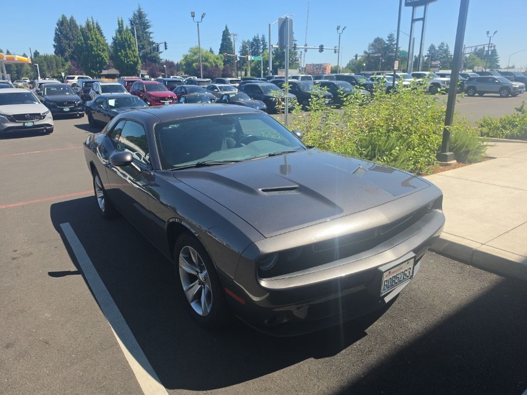 2017 DODGE Challenger
