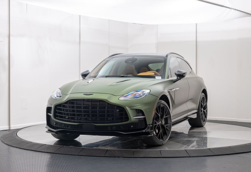 2025 ASTON MARTIN DBX