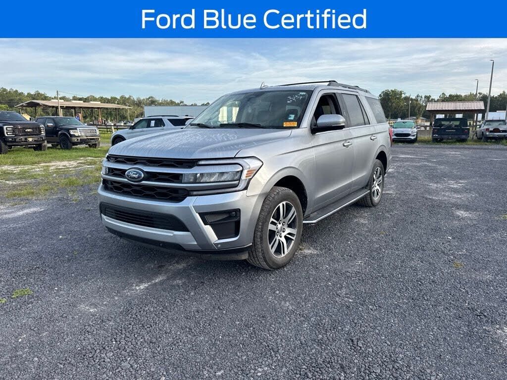 2022 FORD Expedition