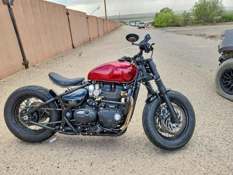 2022 TRIUMPH Bonneville