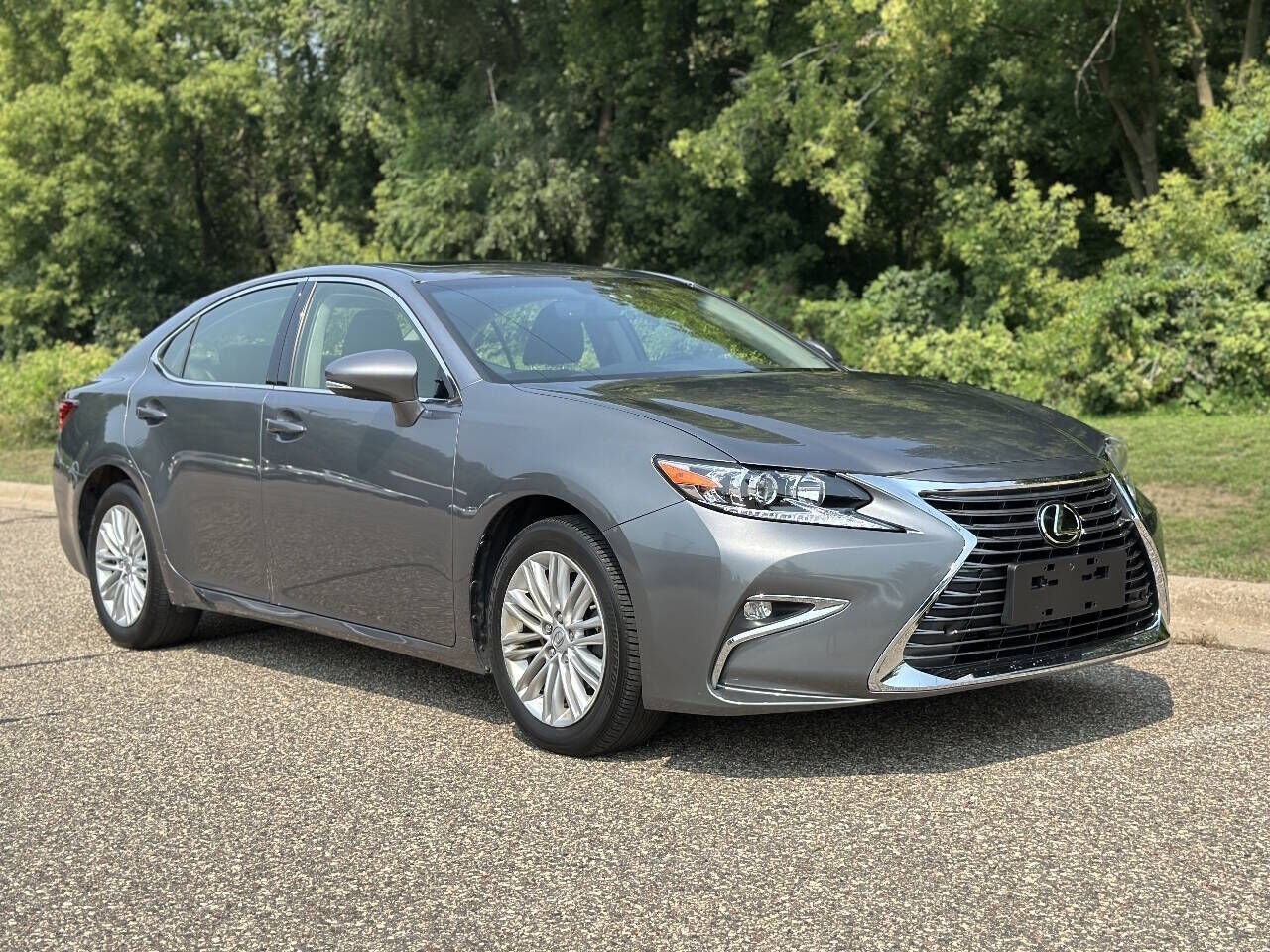 2016 LEXUS ES