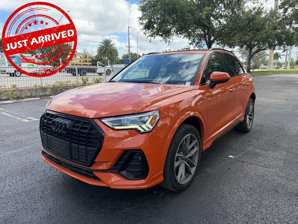 2022 AUDI Q3
