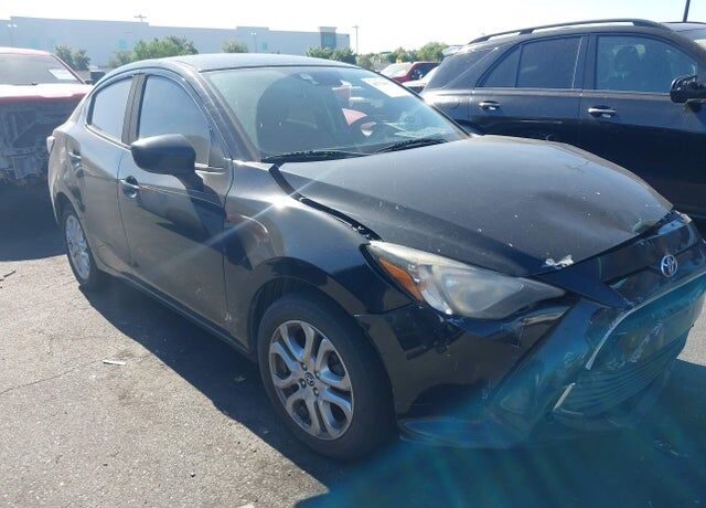 2018 TOYOTA Yaris