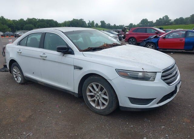 2015 FORD Taurus