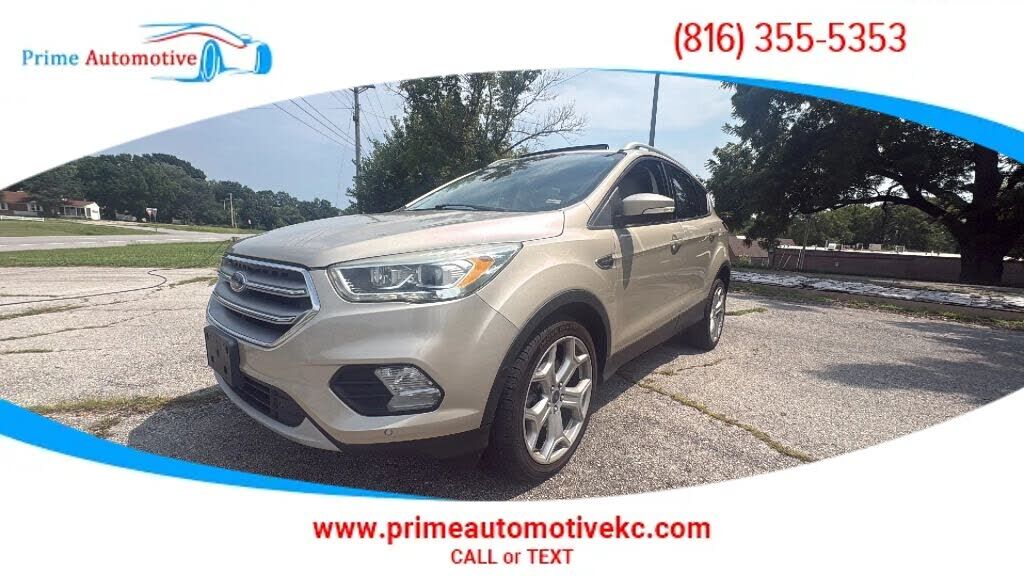 2017 FORD Escape