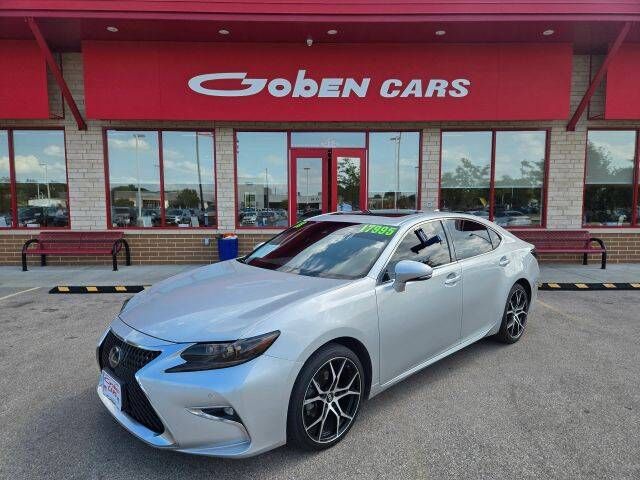 2018 LEXUS ES