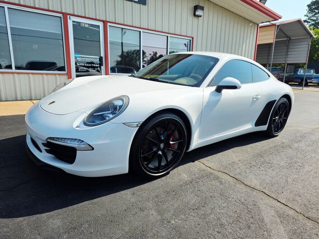 2012 PORSCHE 911