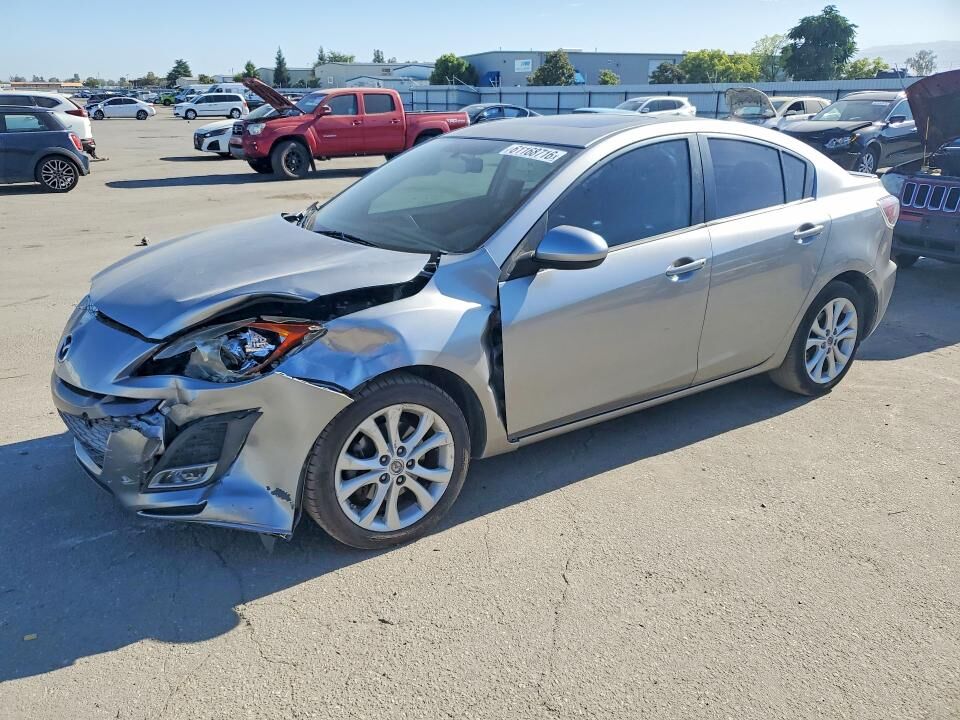 2011 MAZDA Mazda3