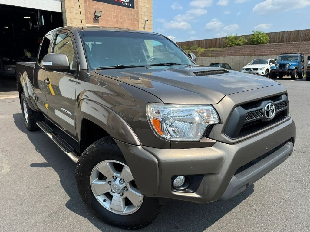 2012 TOYOTA Tacoma