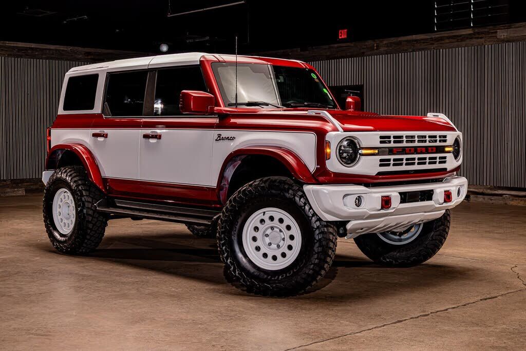 2025 FORD Bronco
