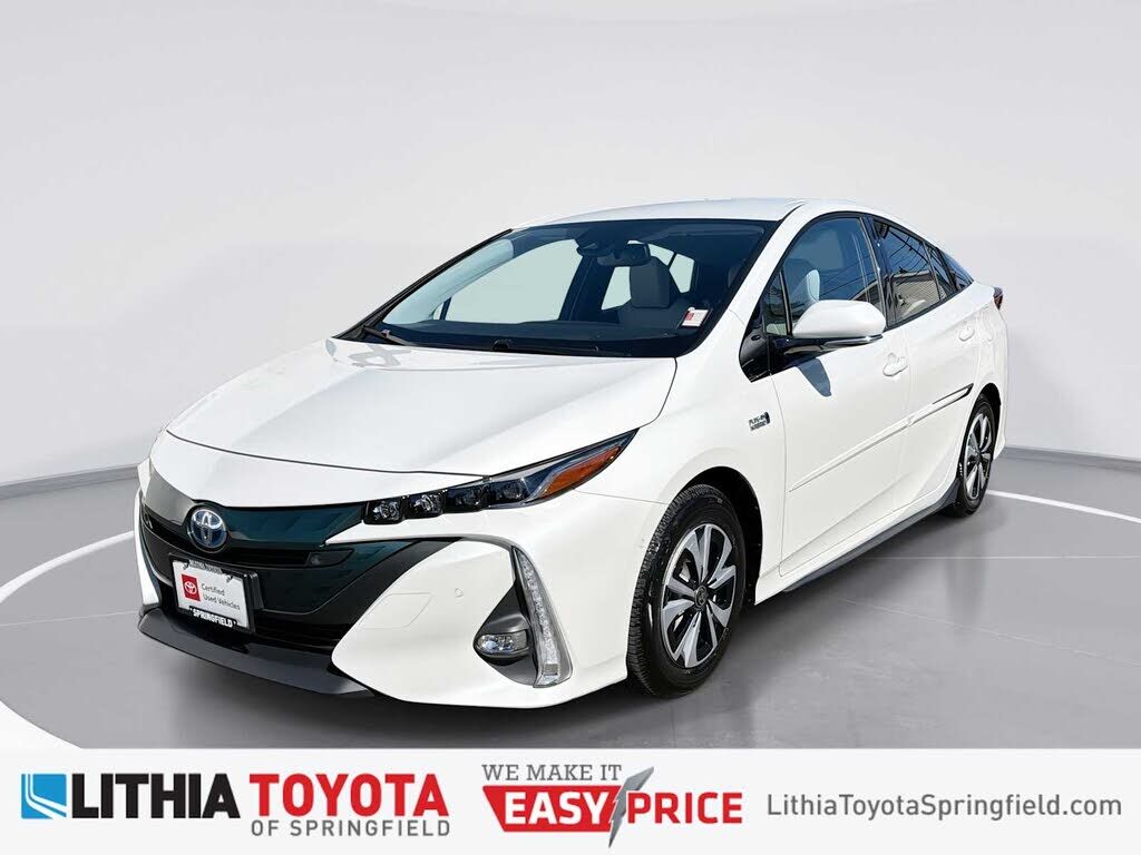 2017 TOYOTA Prius