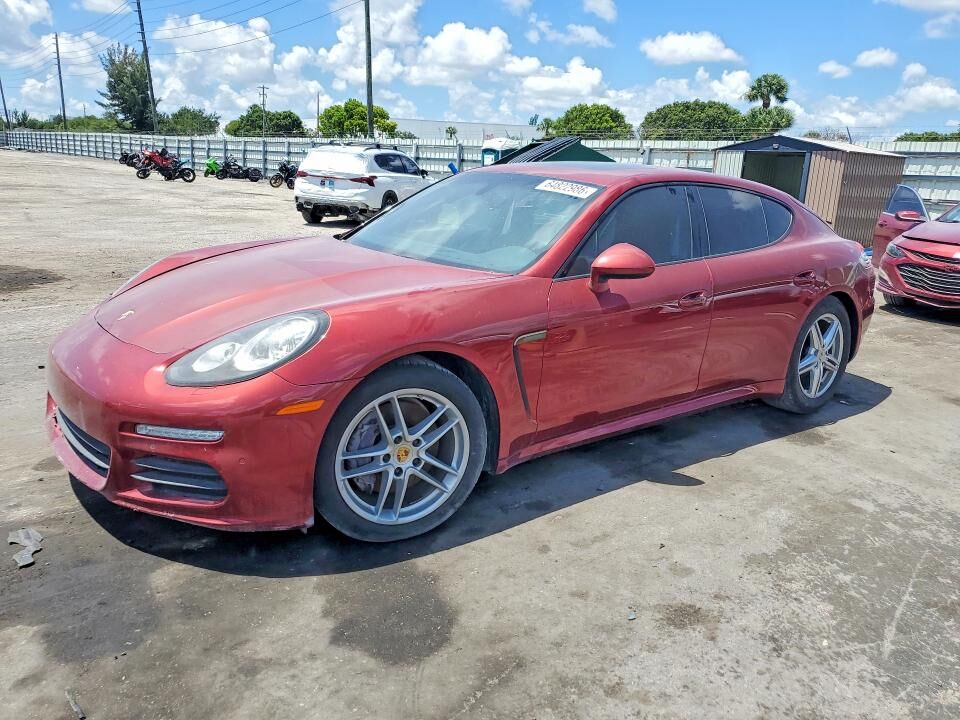 2015 PORSCHE Panamera