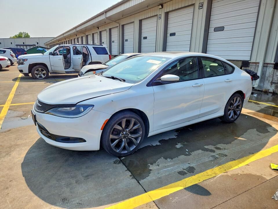 2016 CHRYSLER 200