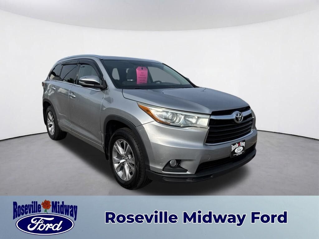 2015 TOYOTA Highlander