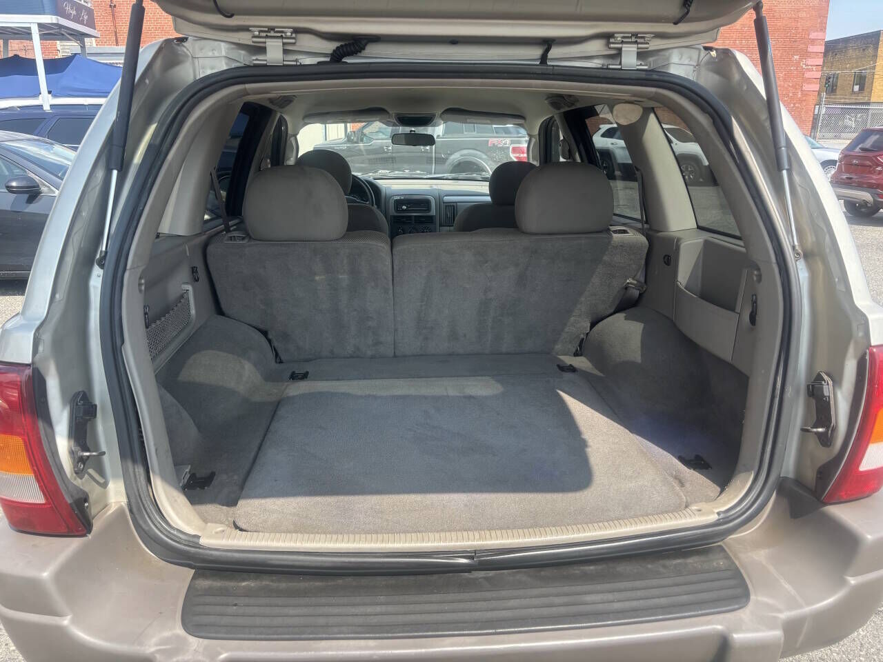 2004 JEEP Grand Cherokee