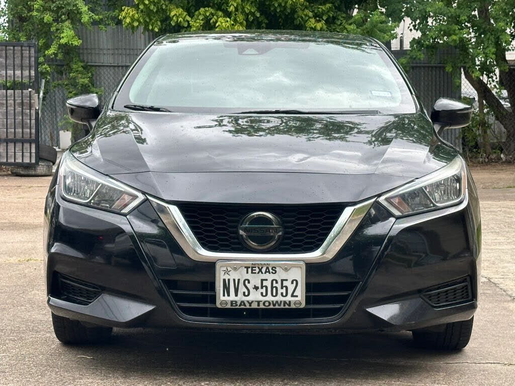 2020 NISSAN Versa