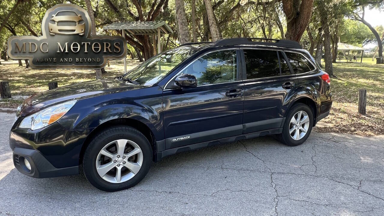 2013 SUBARU Outback