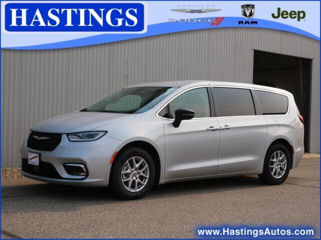 2024 CHRYSLER Pacifica