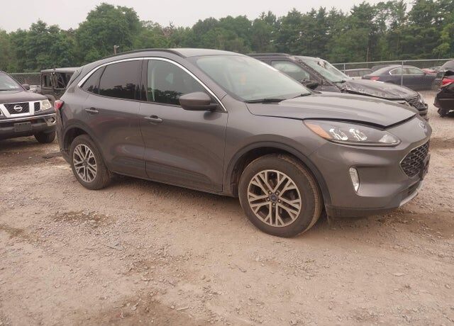 2022 FORD Escape