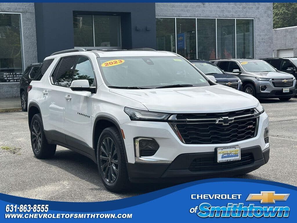 2023 CHEVROLET Traverse
