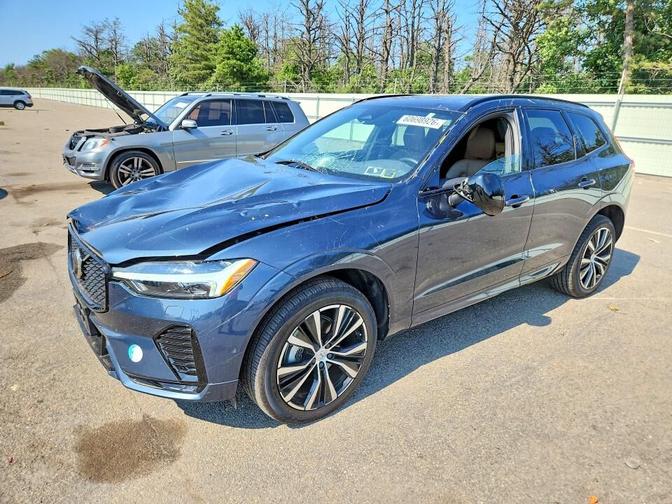 2024 VOLVO XC60