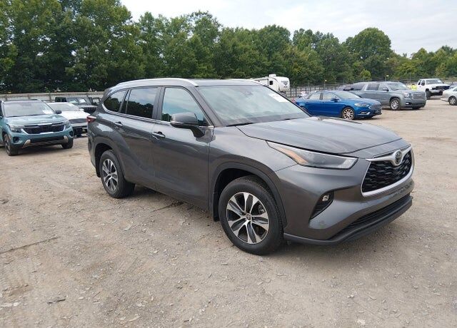 2025 TOYOTA Highlander