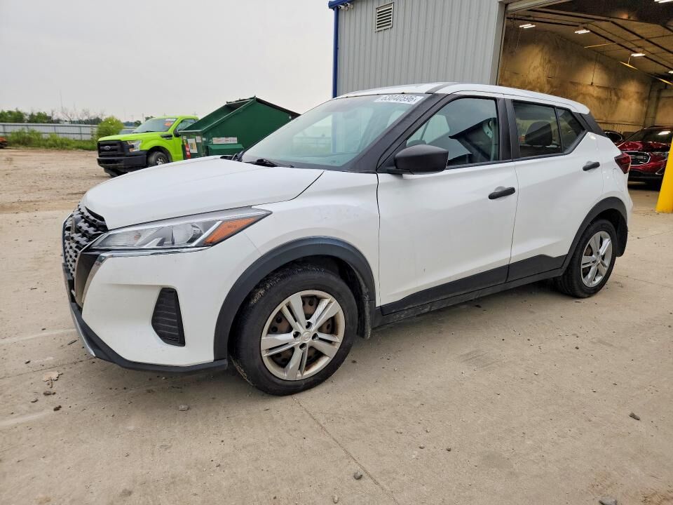 2021 NISSAN Kicks