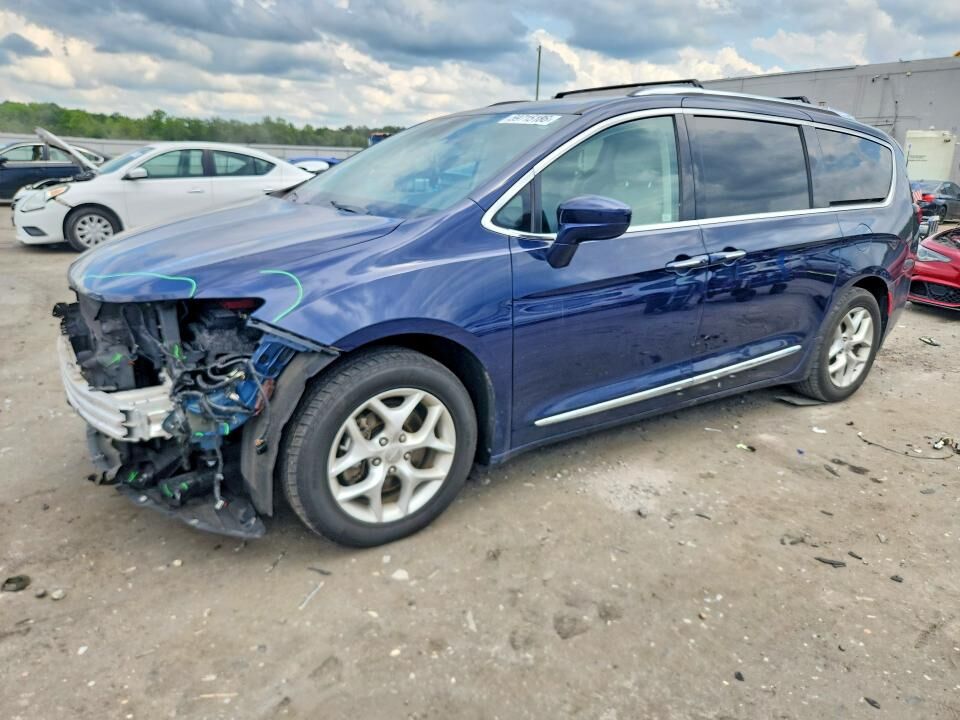 2018 CHRYSLER Pacifica