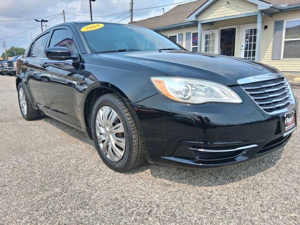 2014 CHRYSLER 200