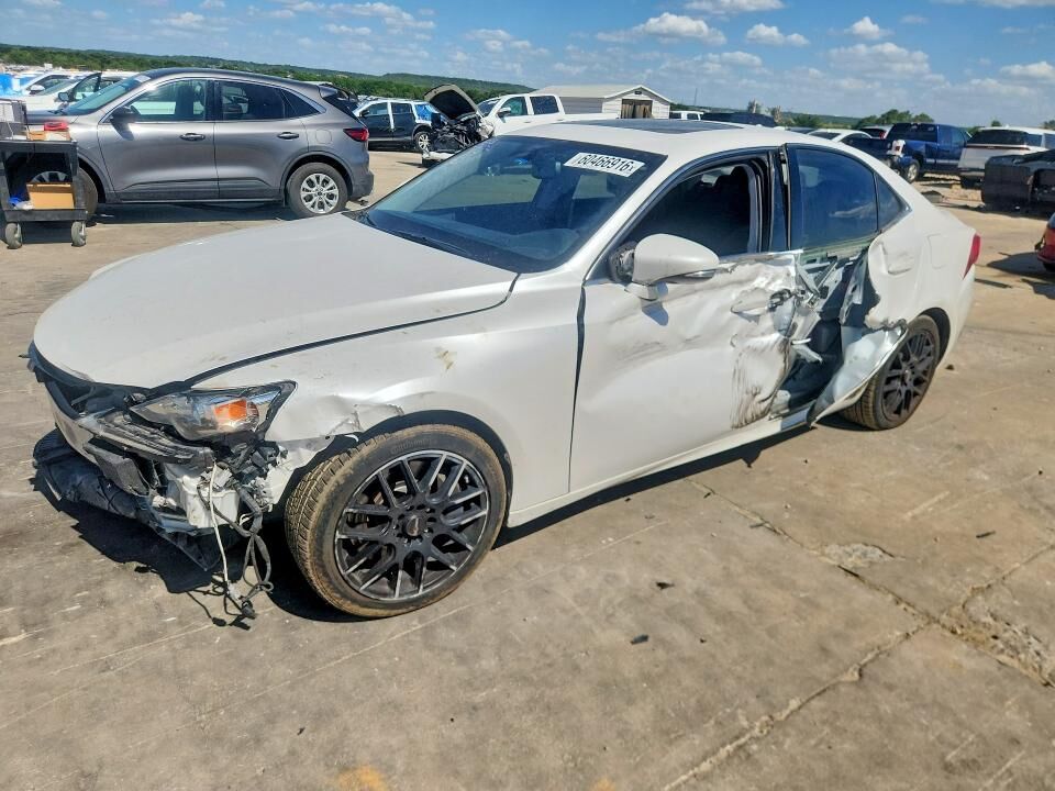 2016 LEXUS IS