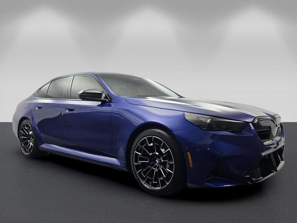 2025 BMW M5