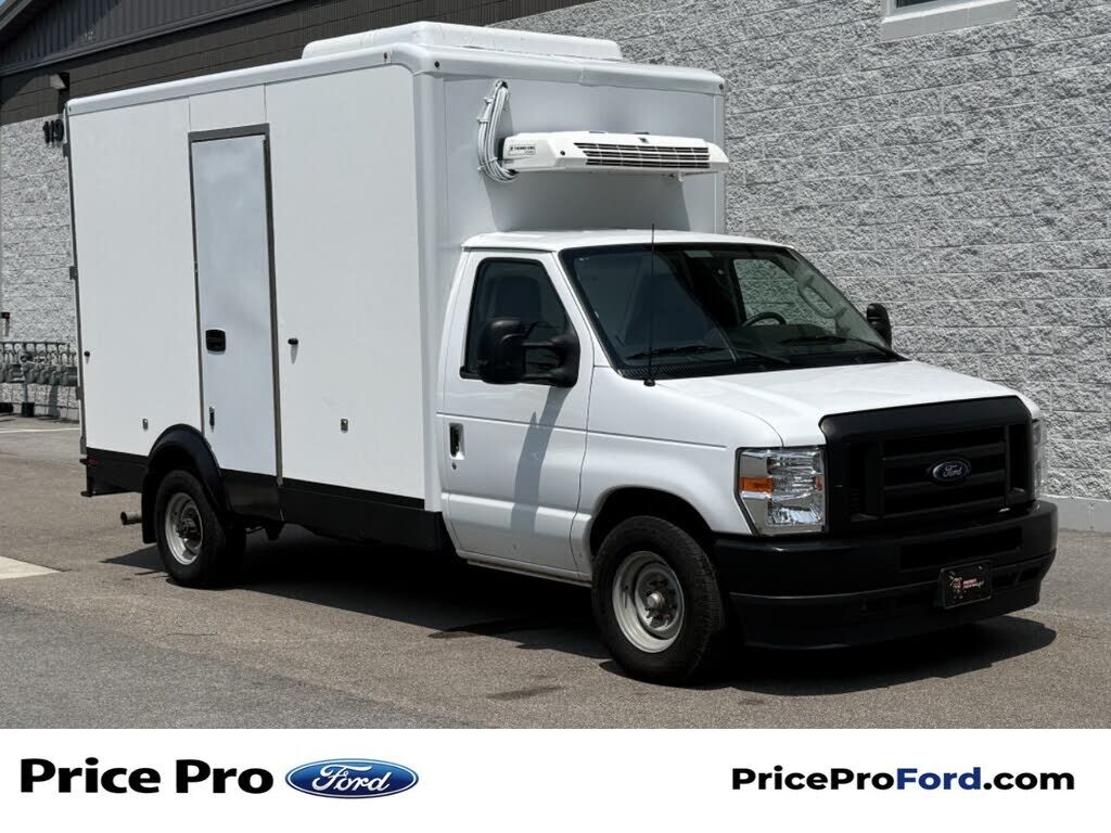 2024 FORD E-350