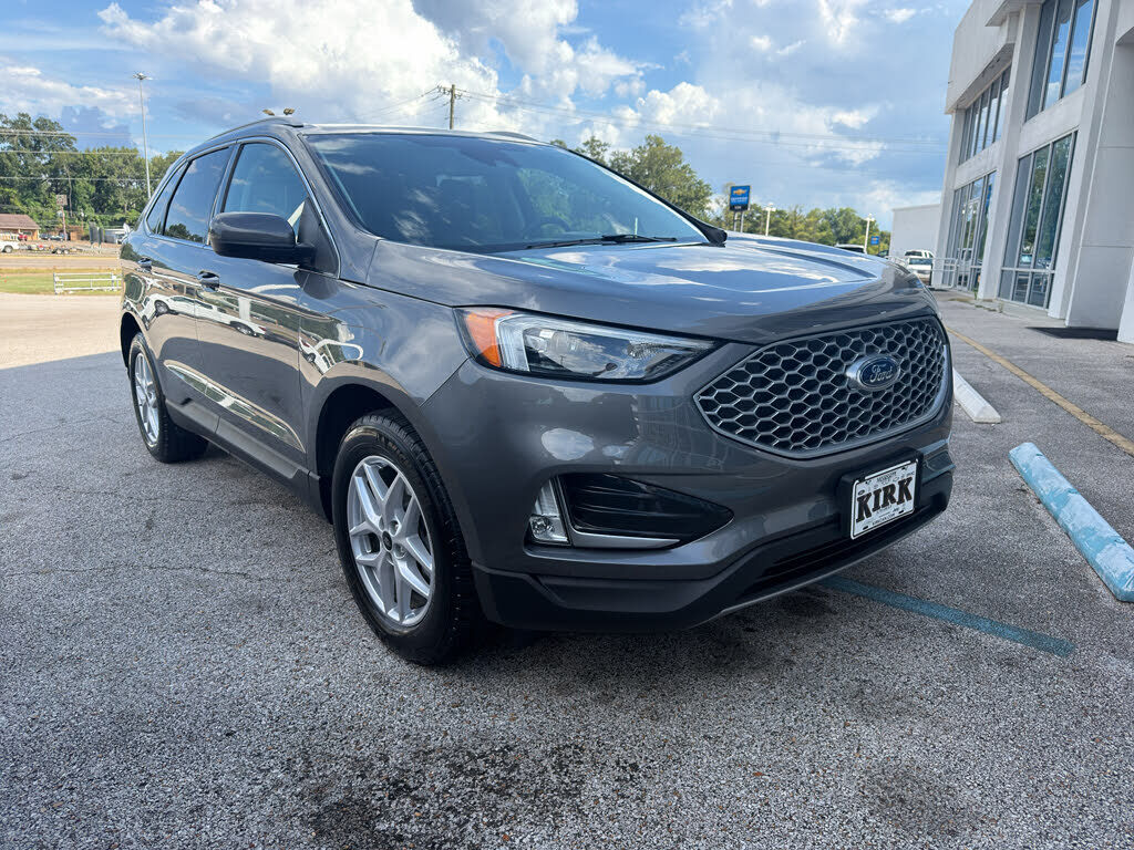 2023 FORD Edge