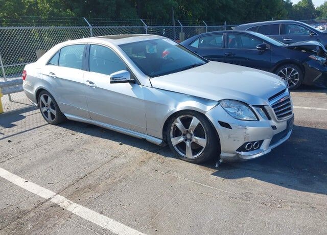2010 MERCEDES-BENZ E-Class