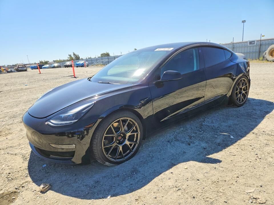 2022 TESLA Model 3
