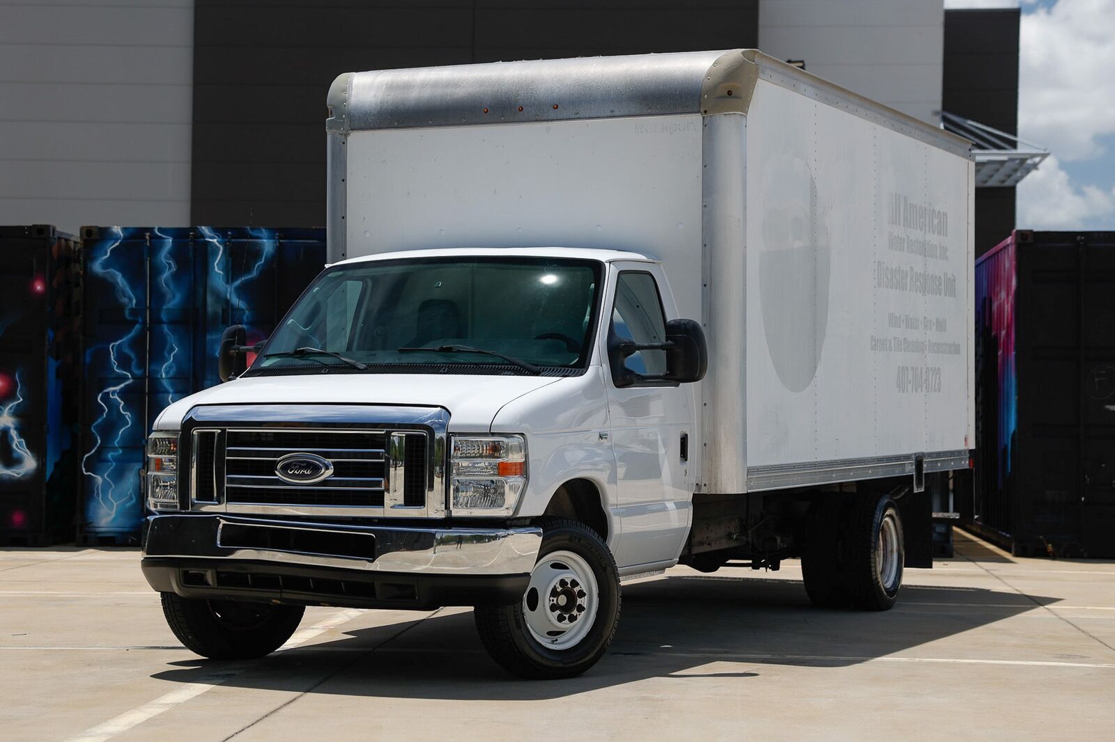2018 FORD E-350
