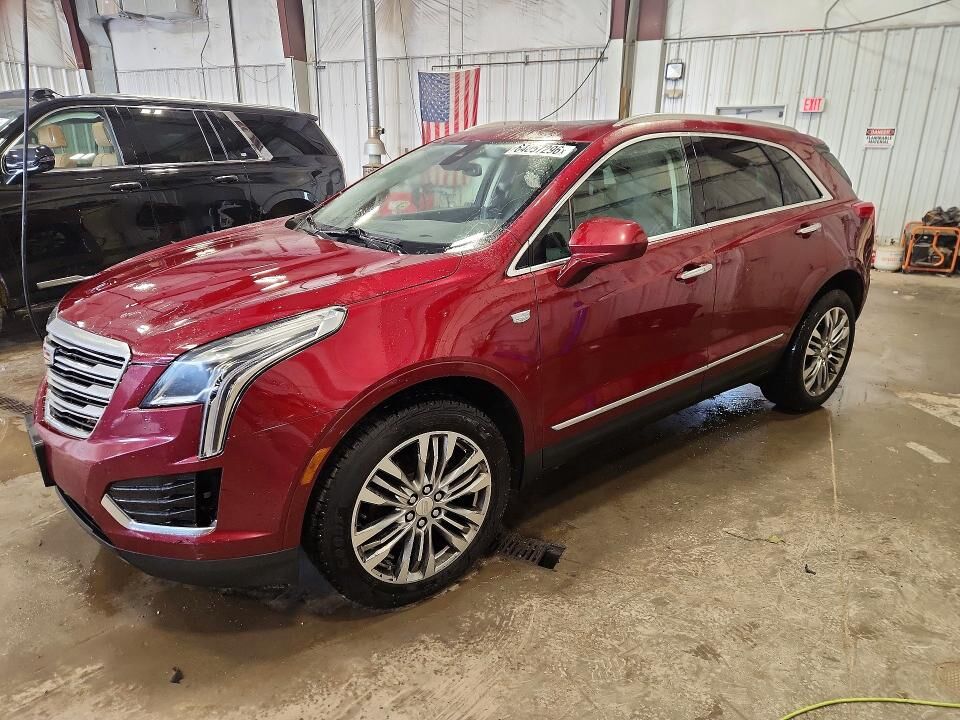 2017 CADILLAC XT5