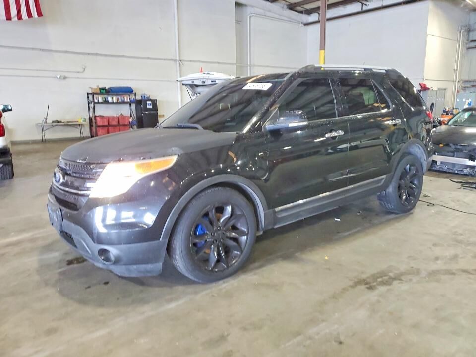 2013 FORD Explorer