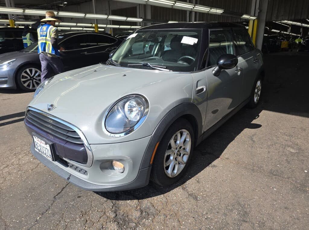 2019 MINI Cooper