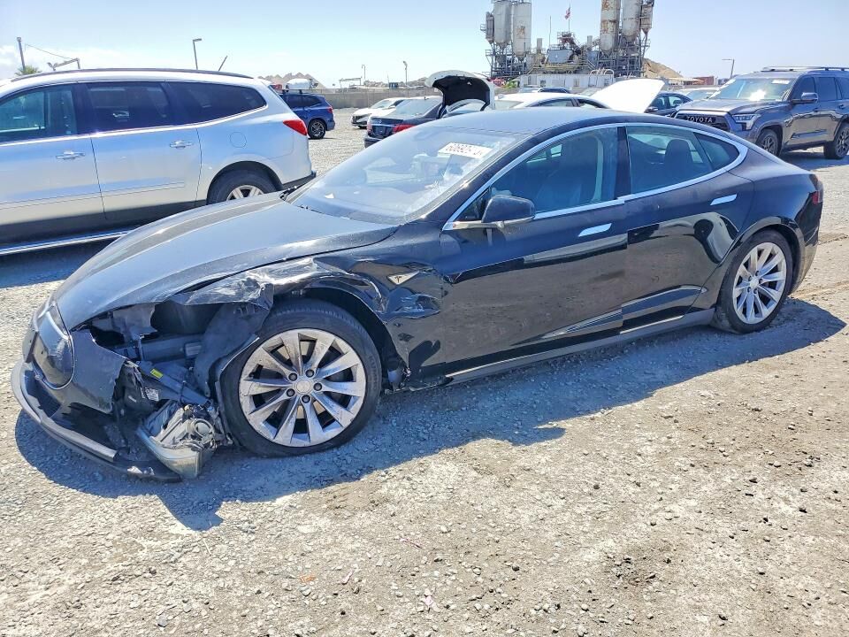 2016 TESLA Model S