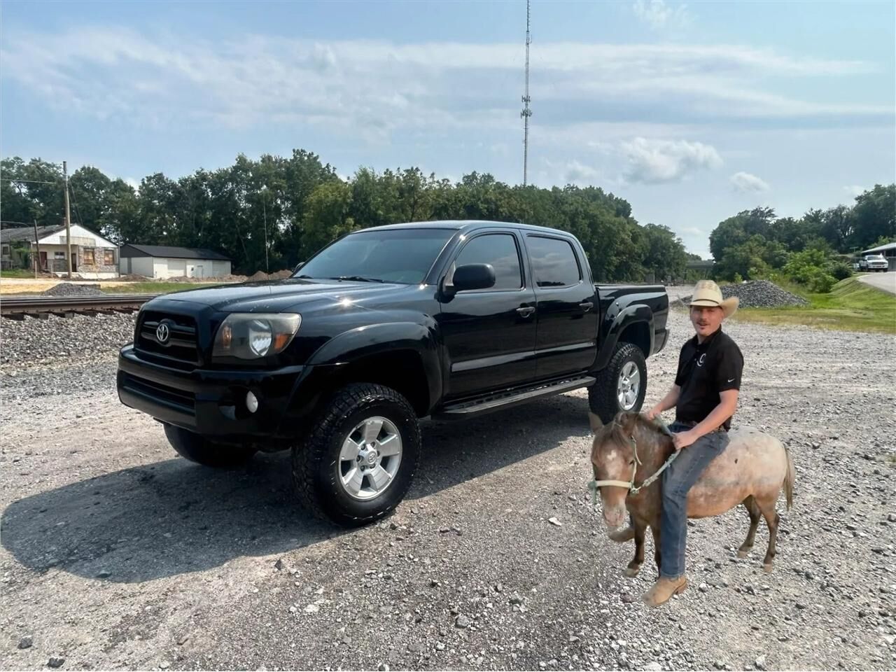 2011 TOYOTA Tacoma