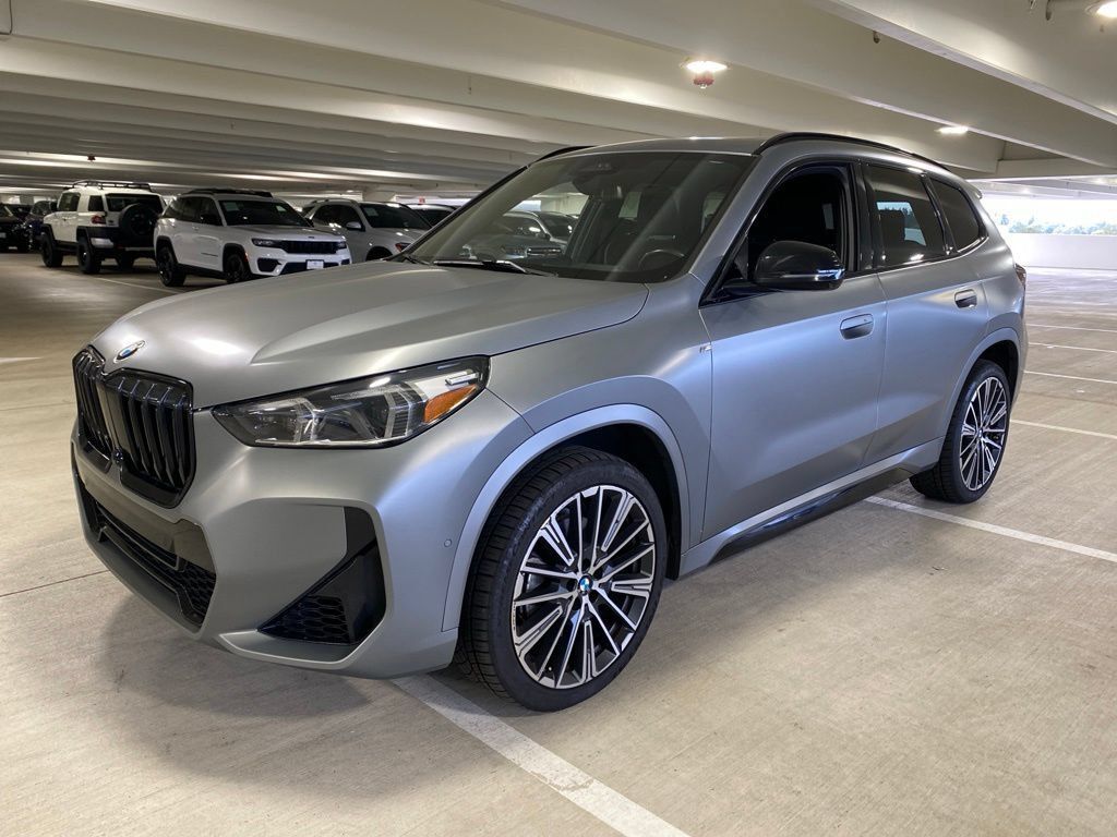 2023 BMW X1