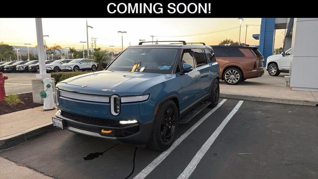 2023 RIVIAN R1S