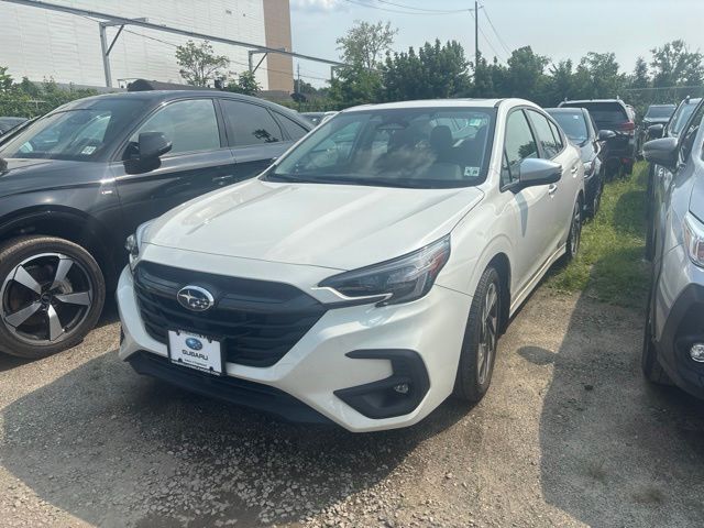2024 SUBARU Legacy