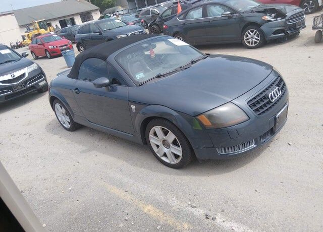 2004 AUDI TT