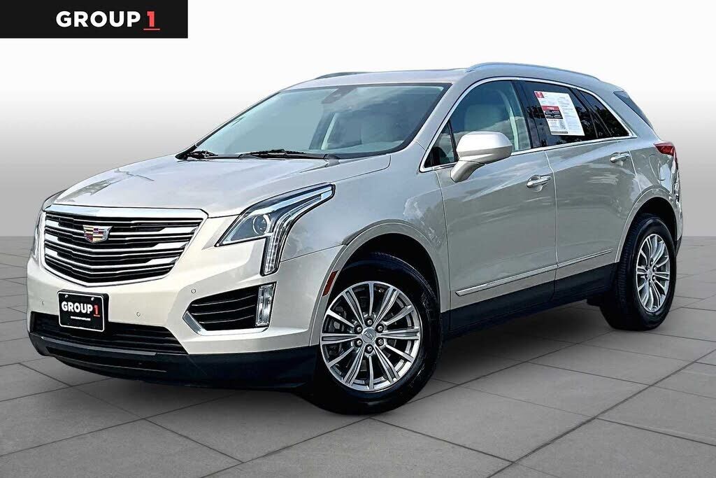 2017 CADILLAC XT5